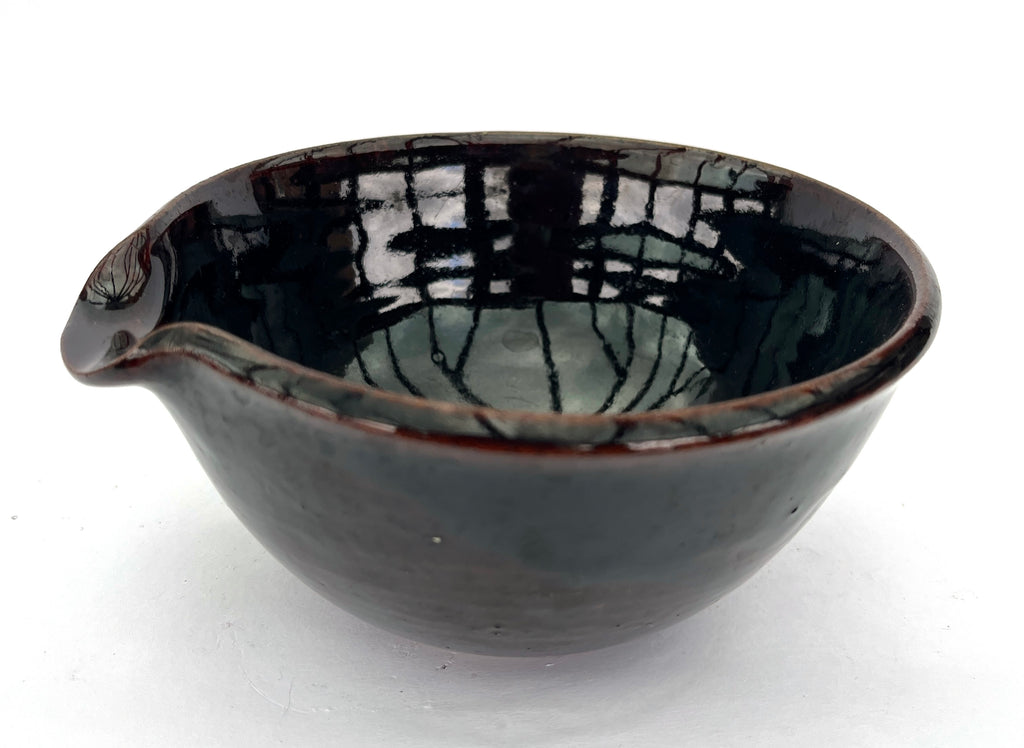 Pouring bowl