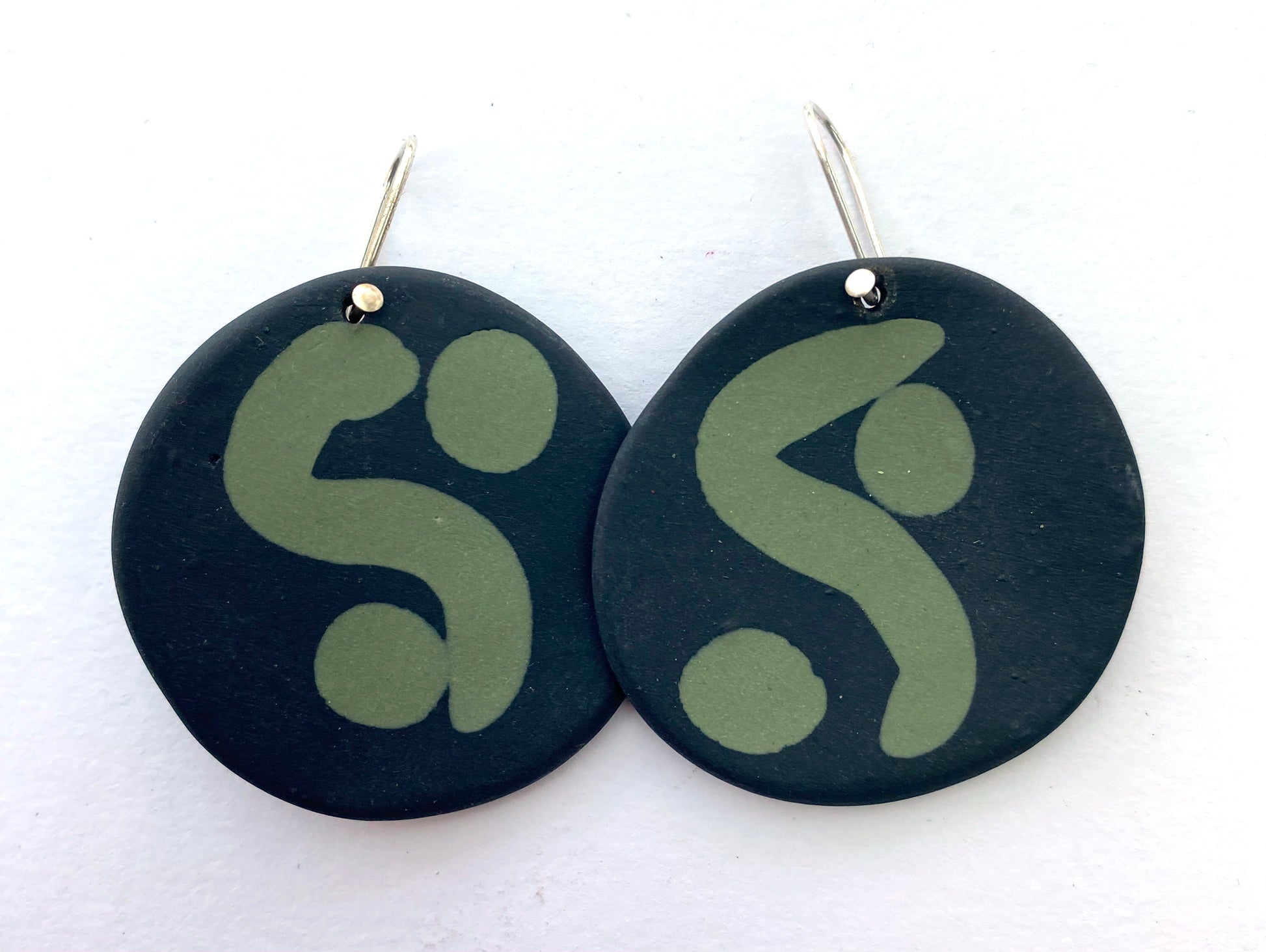 Coloured porcelain ear rings